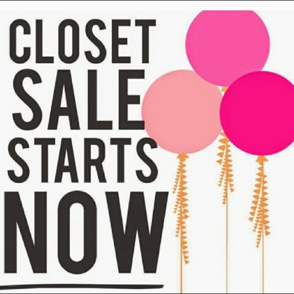 Send me an offer- ♥️👜🎒🧳